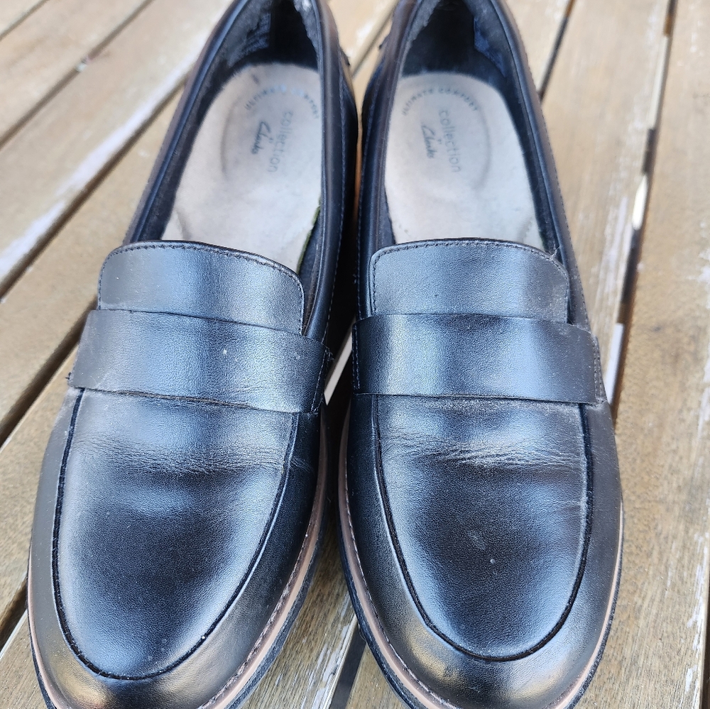 Clarks loafers size 7 black